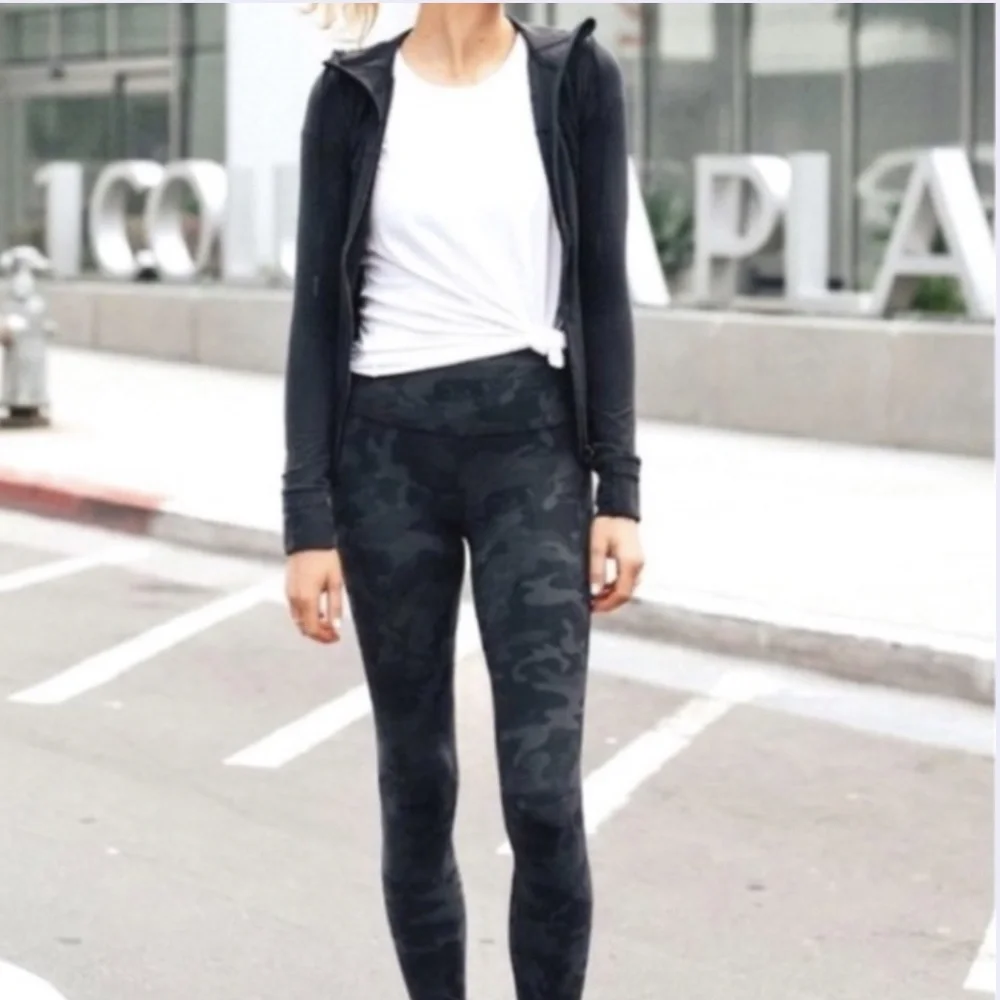 Rachel Zoe High Waisted Tummy Control Ponte Leggings Camo S - Picture 1 of 2